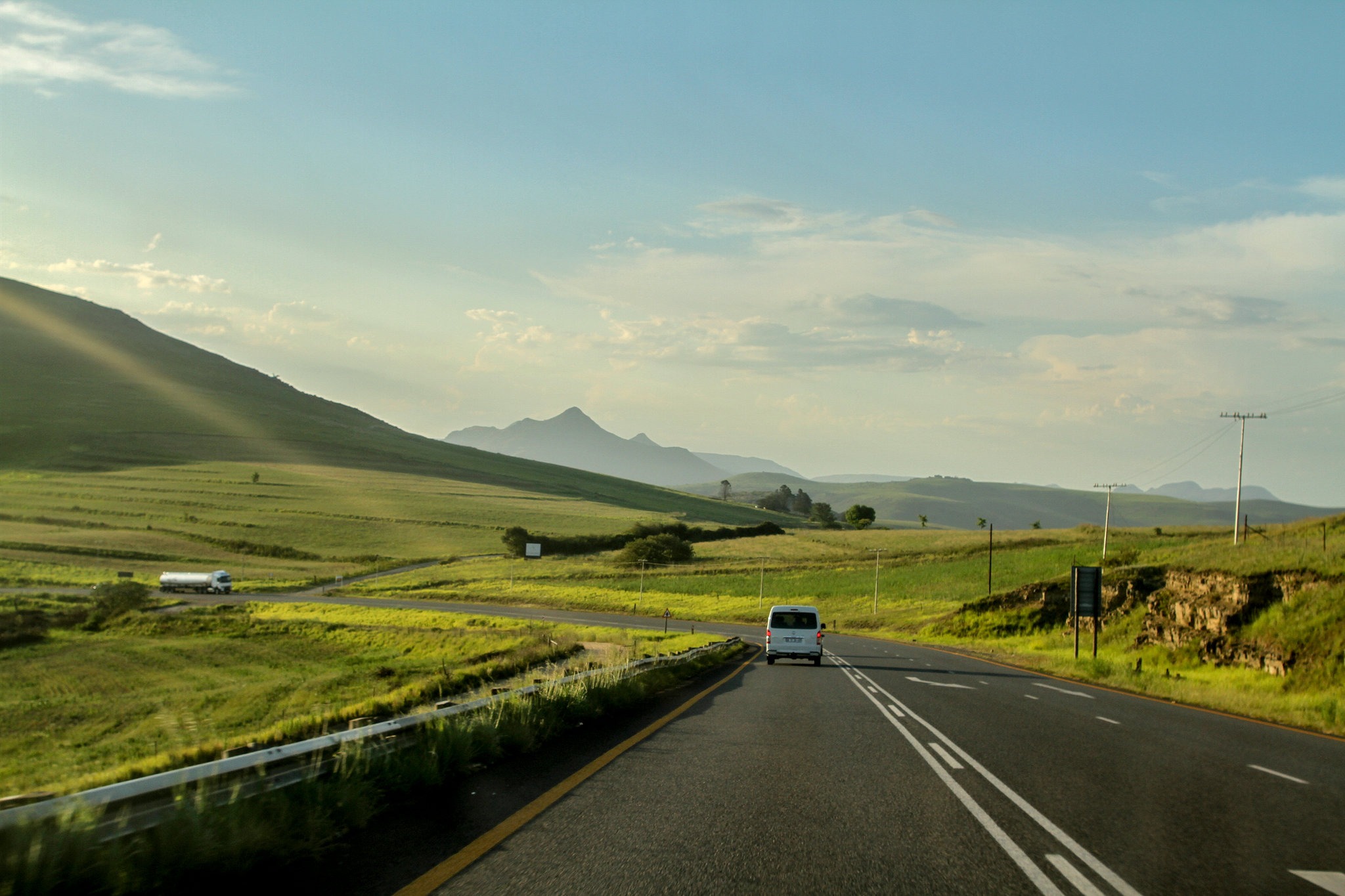 Beat Road Trip Boredom: Essential Summer Entertainment Ideas